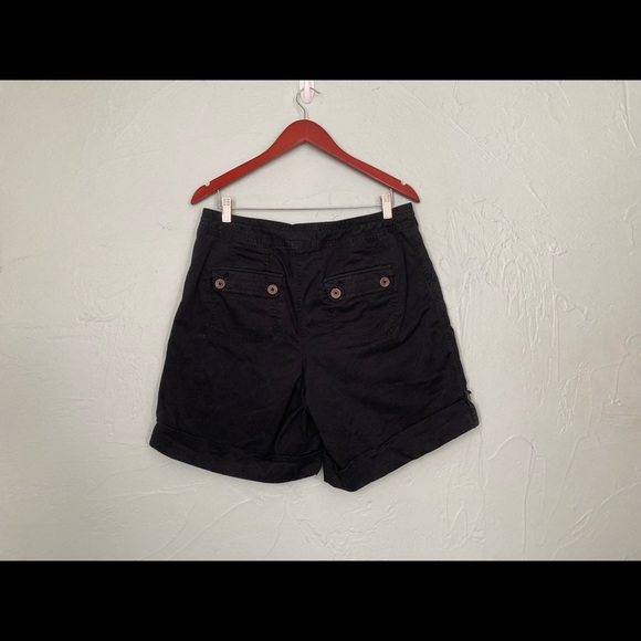 Lane Bryant black shorts-
Size 14 - Picture 2 of 6